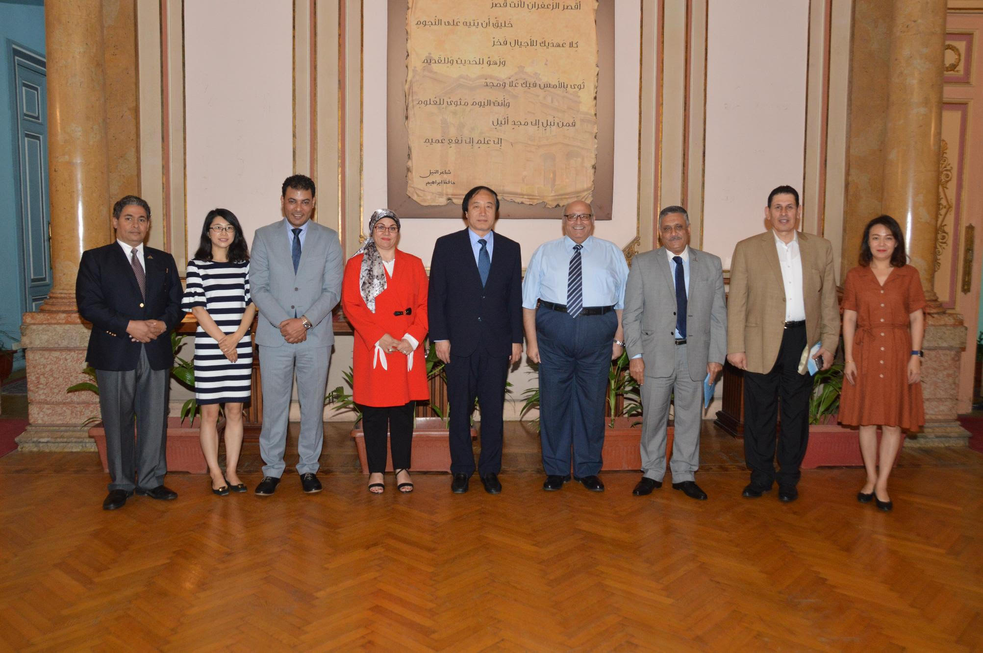 A high-level delegation from the People's University of Beijing visited Ain Shams University