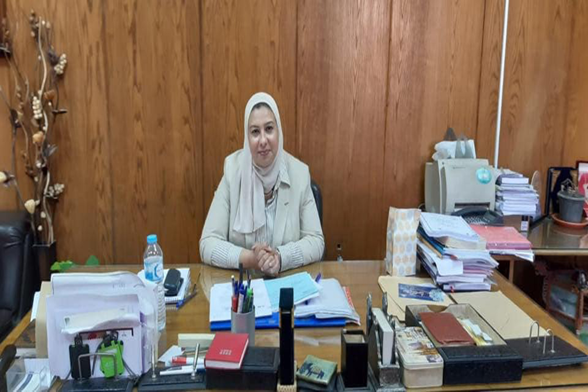 Dean of the Faculty of Al-Alsun approve the schedule of exams of the third year returning from abroad