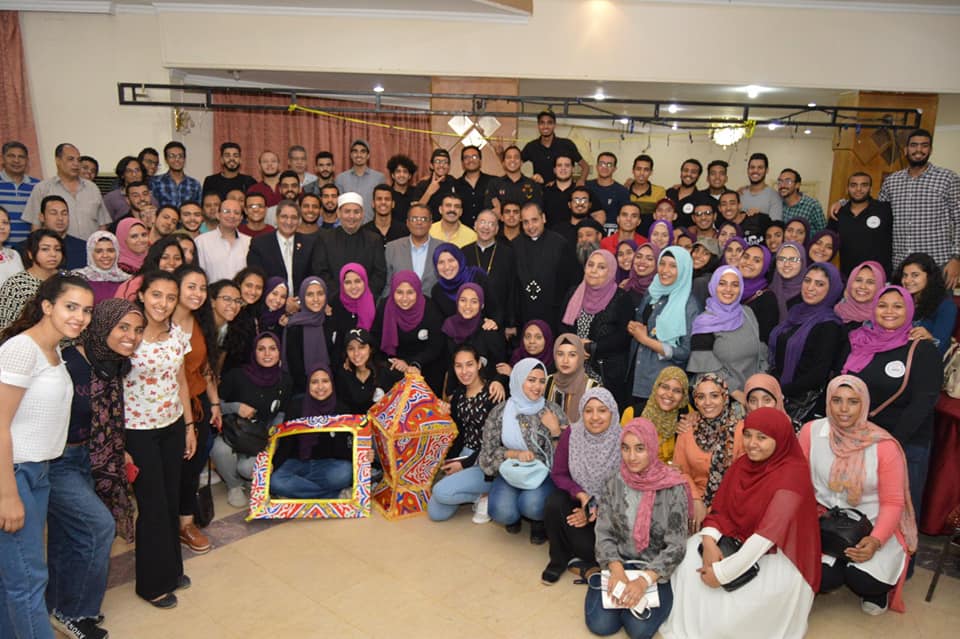 Vice President of Ain Shams University participates in the students' annual Iftar party