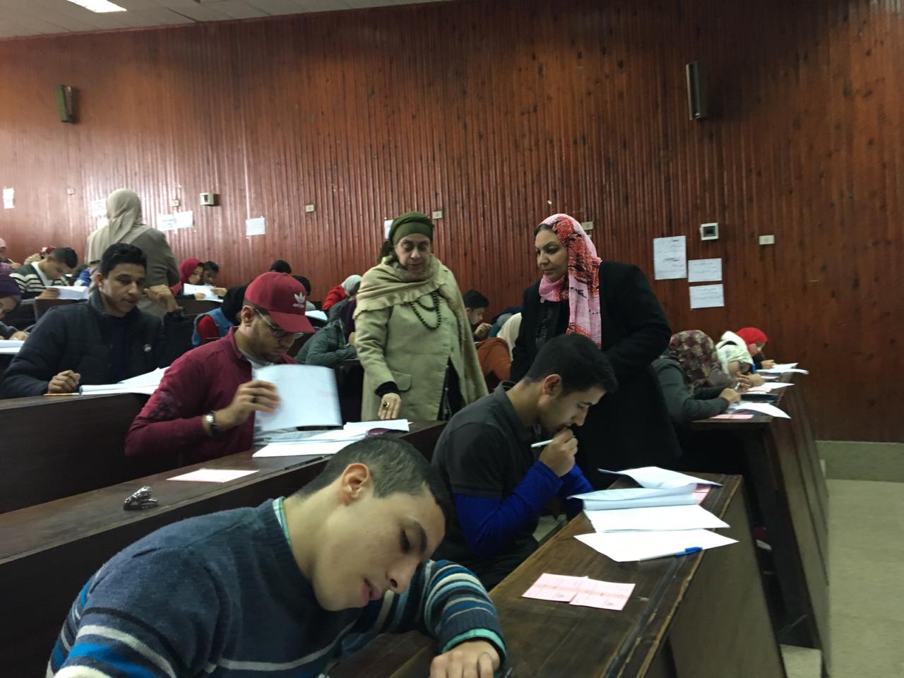 Dean of Faculty of  Nursing inspects the examinations in different teams
