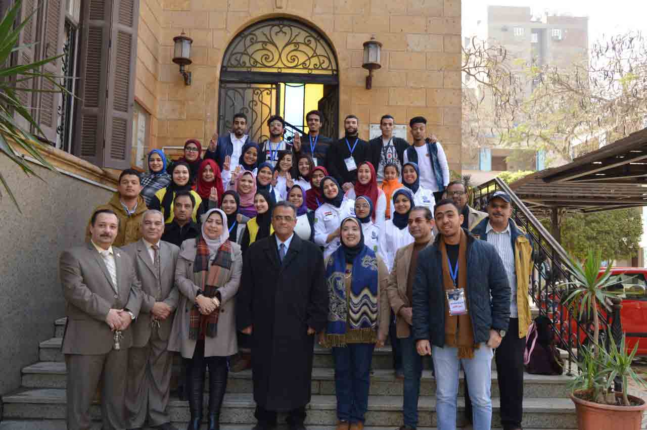 جولة نائب رئيس جامعة عين شمس لشئون التعليم والطلاب بكلية التربية النوعية‎