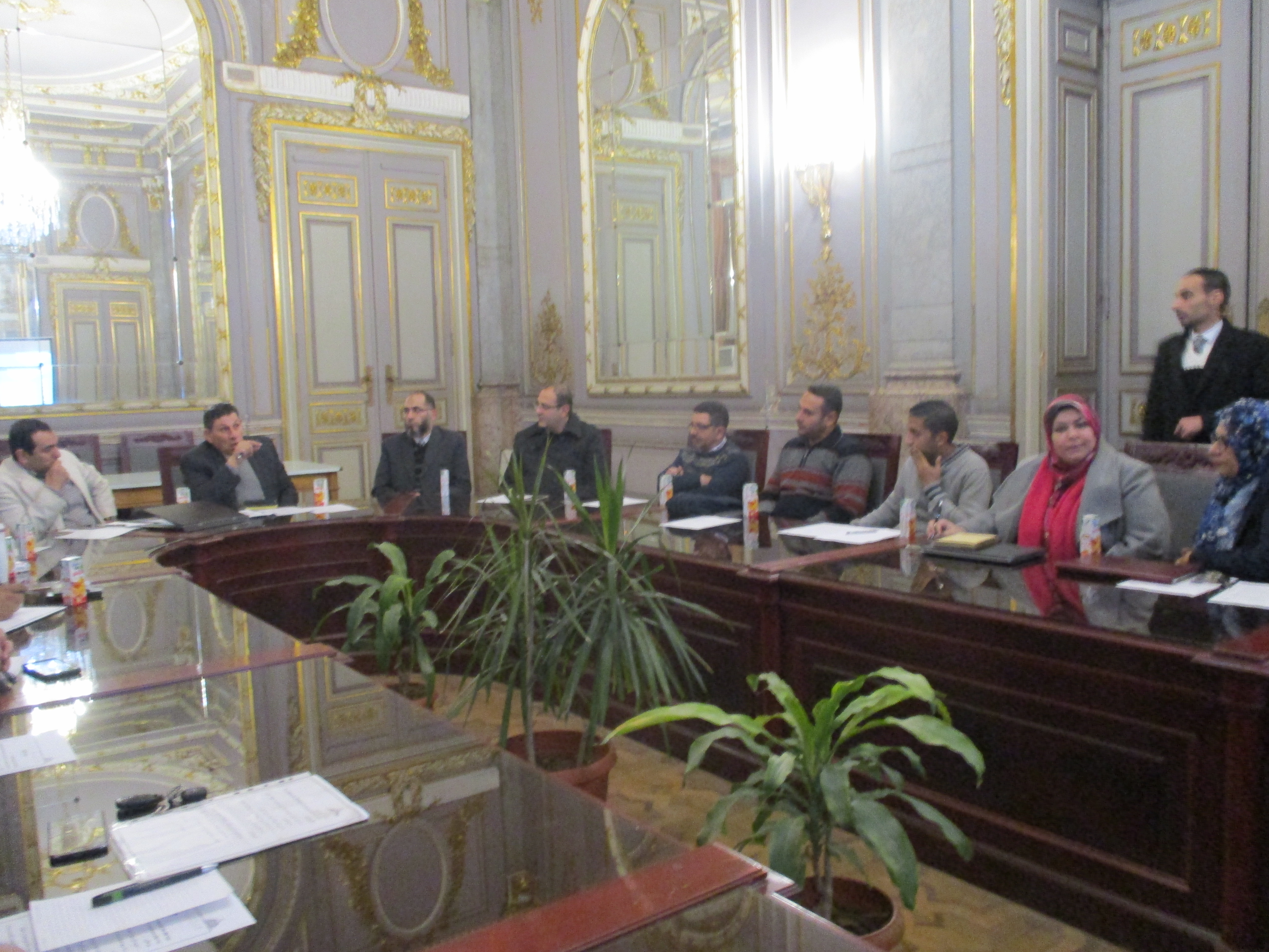 The Vice President for Graduate Studies and Research held a meeting with IT project managers