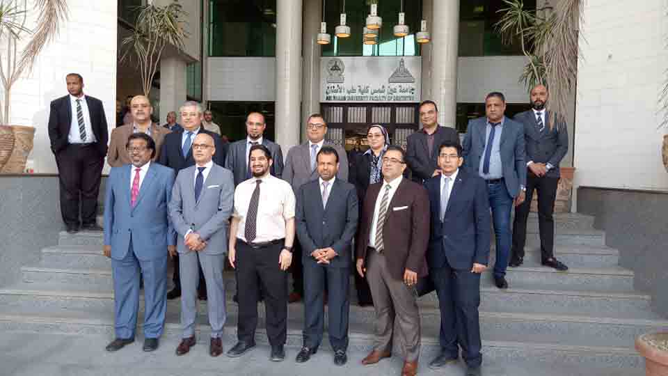 A senior Saudi delegation on a visit to the Faculty of Dentistry