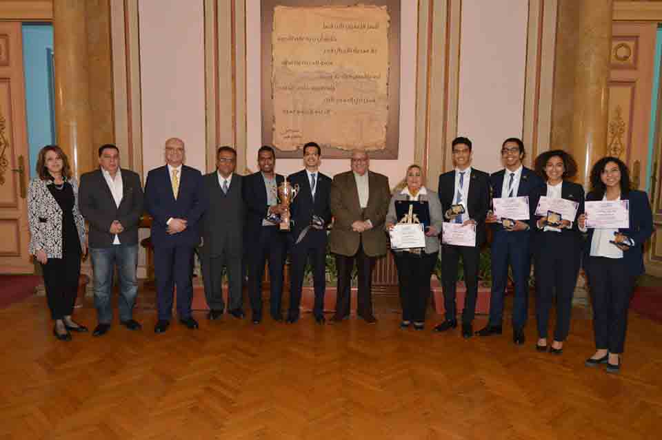President of Ain Shams University honors the students of the Faculty of Commerce, winners of the first place in the competition for CFA financial analysts