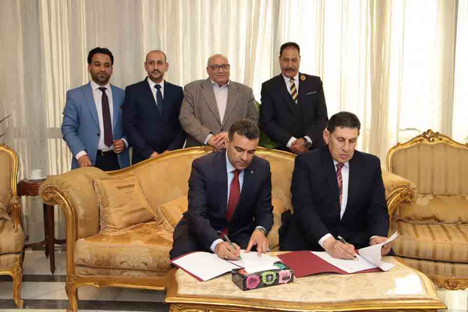 رئيس جامعة عين شمس يشهد توقيع مذكرة تفاهم مع جامعة الإمام الكاظم العراقية