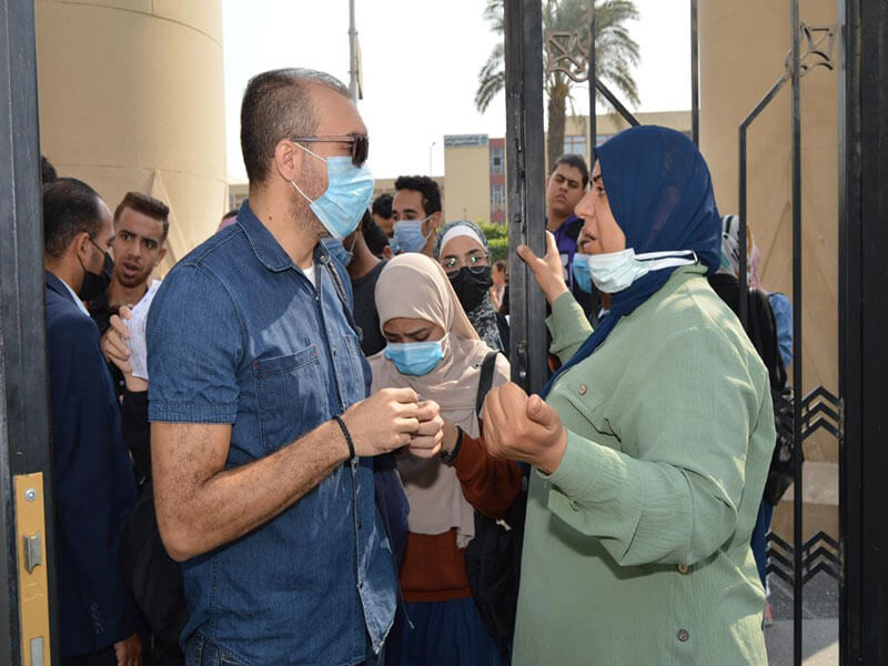 جامعة عين شمس تبدأ تطبيق قرار حظر الدخول دون تقديم ما يثبت الحصول على اللقاح المضاد لفيروس كورونا