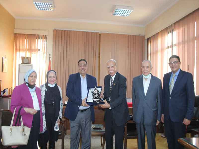 Honoring Major General Staff of War Naji Shahoud in the Faculty of Arts at Ain Shams University