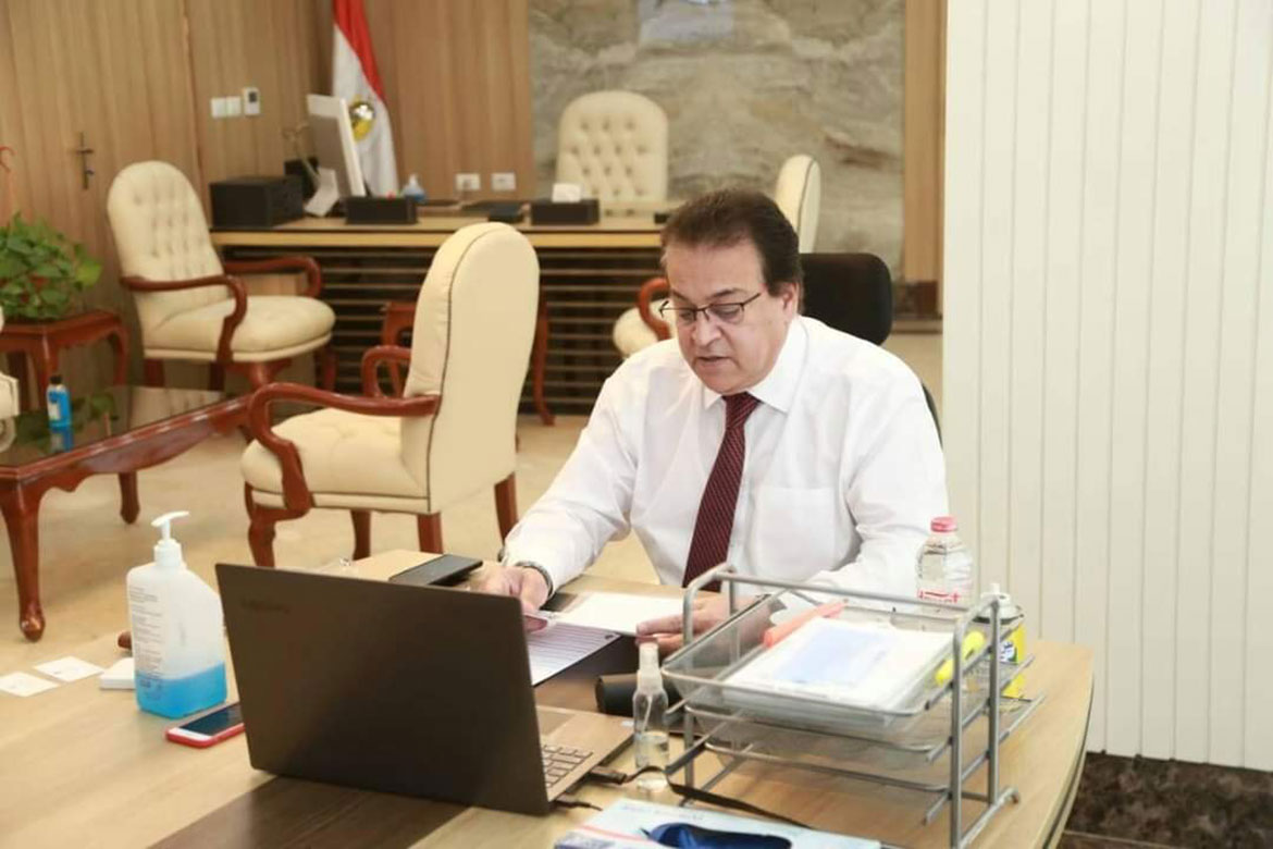 The Minister of Higher Education chairs the meeting of the Supreme Council of University Hospitals