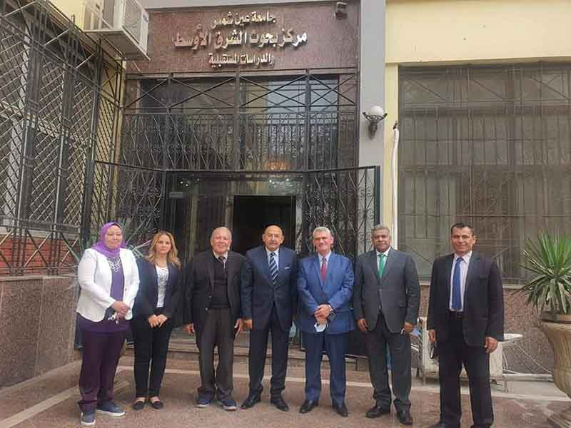 Vice President of Ain Shams University heads the meeting of the Board of Directors of the Middle East Research Center