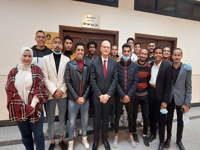 Prof. Dr. Khaled Qadri, Dean of the Faculty of Business meets with the new Student Union of the Faculty