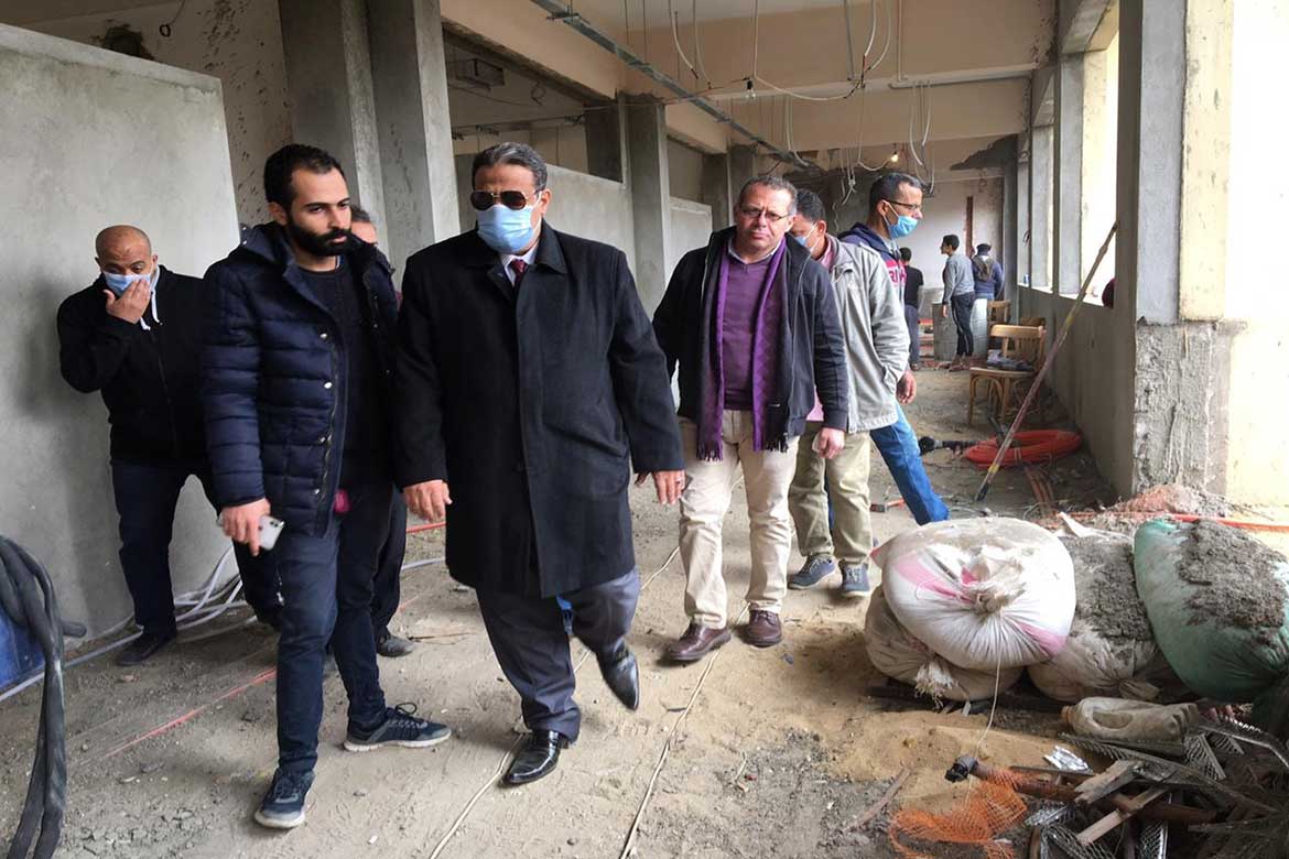 The Dean of the Faculty of Arts inspects the development and maintenance works of the faculty building