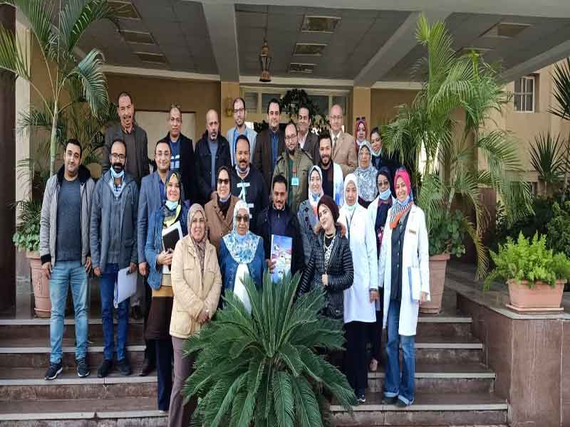 Honoring the directors of departments at Ain Shams University Specialized Hospital in Obour