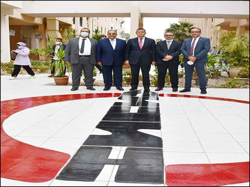 رئيس الجامعة يفتتح الرعاية المركزة الأحدث من نوعها في مصر بمستشفى عين شمس التخصصي