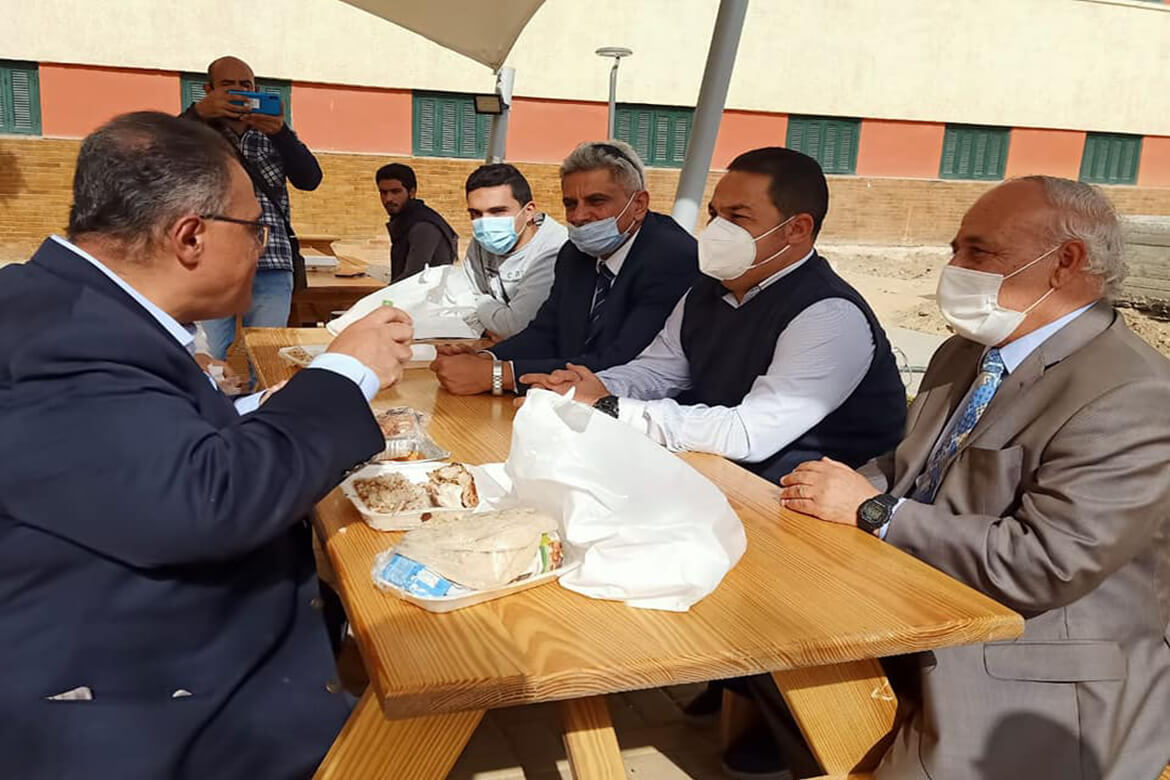 At an open-air lunch ... a dialogue from the heart and mind between the Vice President of the University and the students of the university city