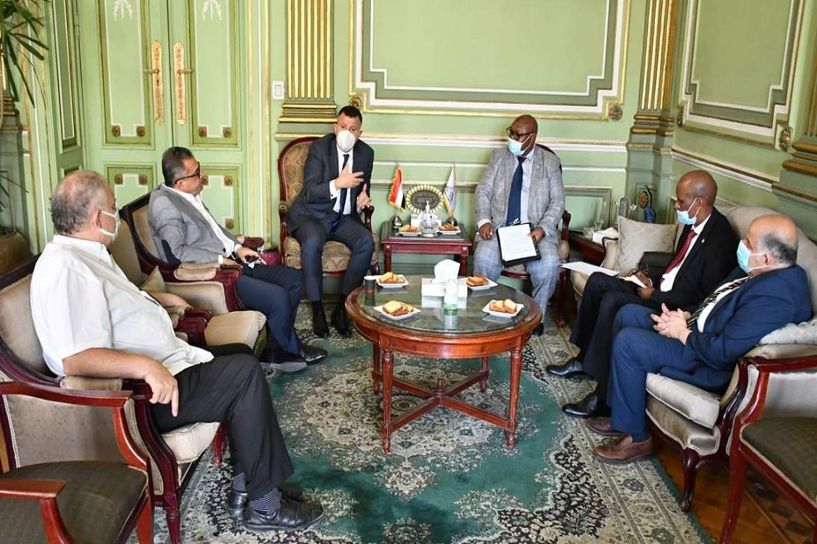 The President of Ain Shams University meets the Burundian ambassador at the Zaafaran Palace