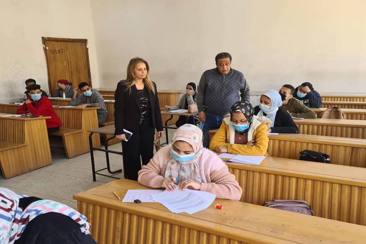 The Dean of Faculty of Arts and the Vice Dean for Education and Student Affairs inspect the committees of the first semester exams