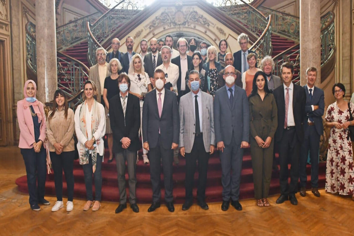 The President of Ain Shams University receives the members of the French Association Méditerranées at Zaafaran Palace