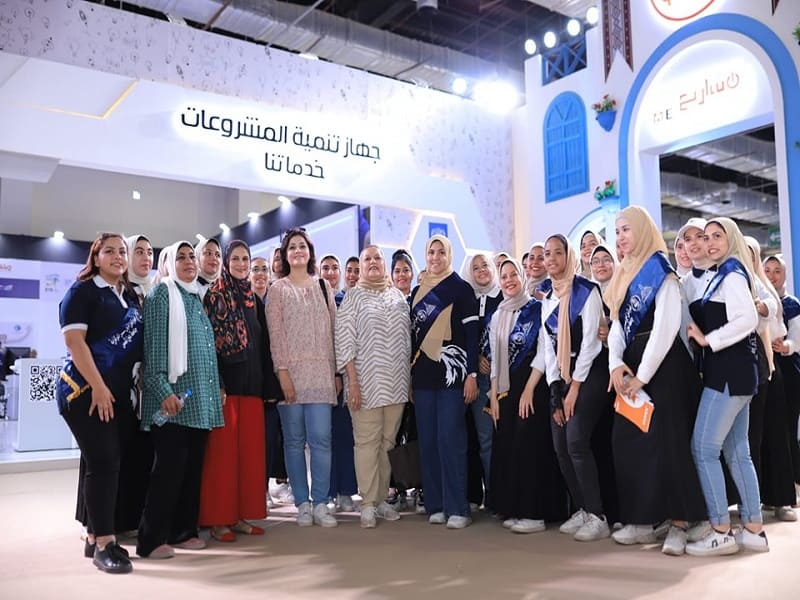 A visit to the Community Service and Environmental Development Sector at the university and a family for Central Egypt to the “Our Heritage” exhibition for handicrafts