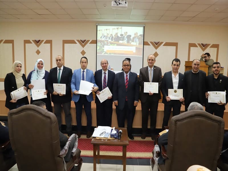 The Education and Student Council at Ain Shams University discusses the university's preparations for the first semester exams and honors members of the Supreme Committee to supervise student union elections