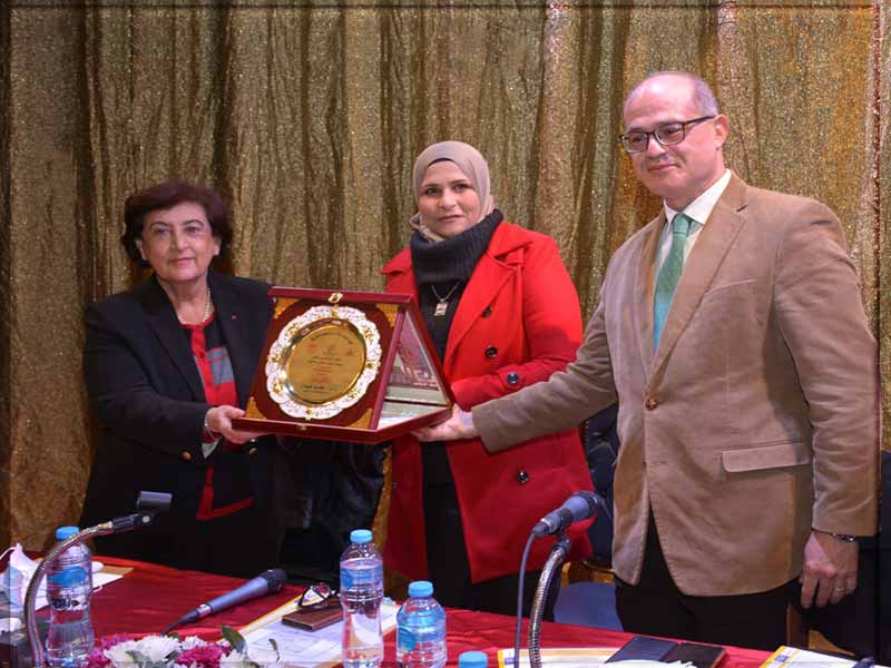 Vice President of the University for Graduate Studies and Research witnesses the opening of the second electronic forum entitled "Women's Research and Studies" in faculty of girls