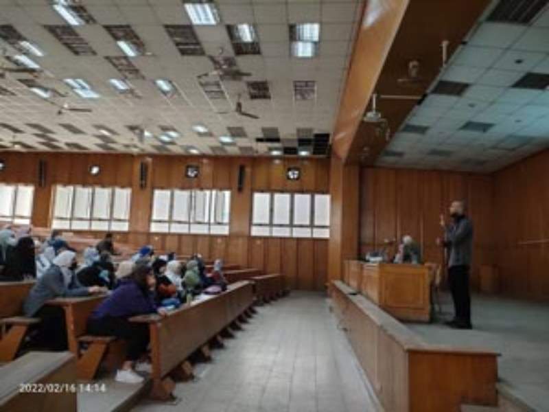 نظرًا للإقبال الطلابي.. آداب عين شمس تعيد تقديم ورشة العمل التأهيلية للمشاركة بالملتقي التوظيفي للجامعة