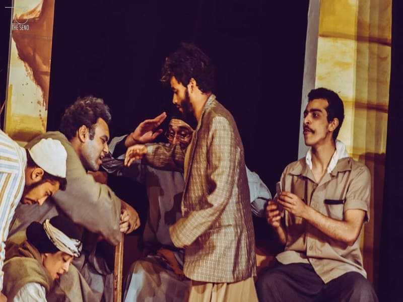 During a week of art and creativity, the heroes of the theatrical show "Sela", produced by Ain Shams University, attract the general public on the stage of the Vanguard Theater