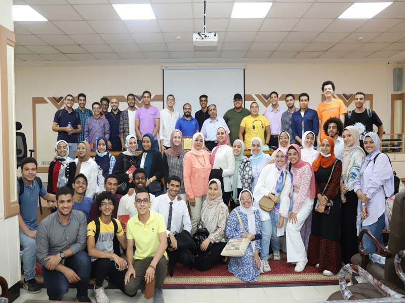 Scientific creative ideas win awards for the competition to keep up with the event and creativity in scientific activity at Ain Shams University
