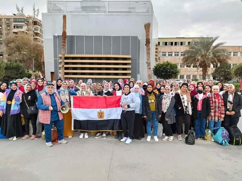 ساحل البحر الأحمر من الغردقة حتى سفاجا دراسة ميدانية لطلاب قسم الجغرافيا بكلية البنات بعين شمس