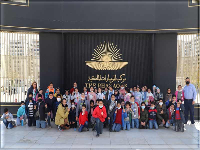 جامعة عين شمس تنظم زيارة للمتحف القومي للحضارة لجامعة الطفل