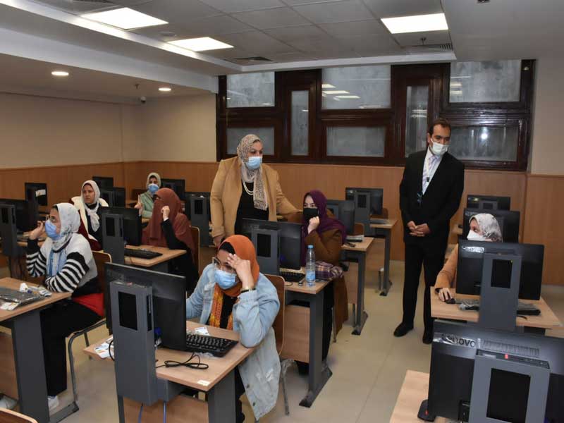 The start of electronic exams for students of the Faculty of Nursing, Ain Shams