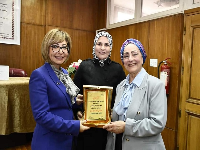 The Department of Arabic Language at the Faculty of Girls honors two of its late professors