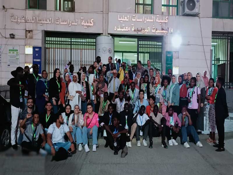 The Faculty of Graduate Studies and Environmental Research hosts a delegation of African students participating in the Climate Change Impact on Food Production initiative