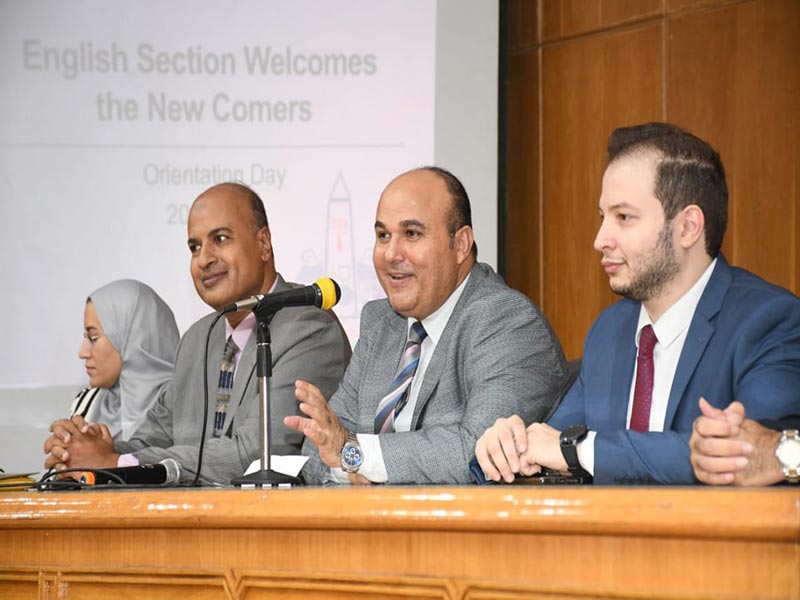 The Dean of the Faculty of Law, Ain Shams University, the Vice-Deans, and the faculty staff meet the new students of the faculty