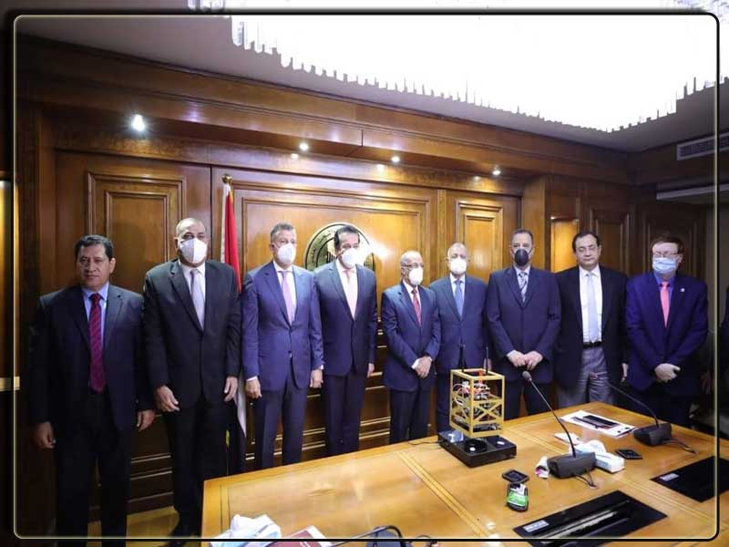 The delivery of the first 3 educational satellites to universities, produced by the Egyptian Space Agency, in the presence of the Minister of Higher Education and the President of Ain Shams University