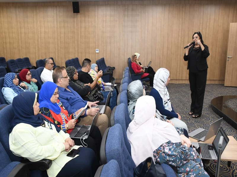 The Network and Information Technology Center hosts the Ministry of Finance course to activate the payroll system in preparing the salaries of employees at Ain Shams University