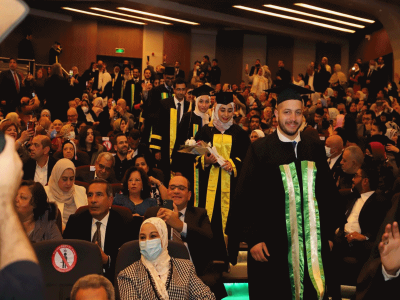 In the presence of the President of the University and the Syndicate of Physicians, the Faculty of Medicine celebrates the graduation of the 2020 class