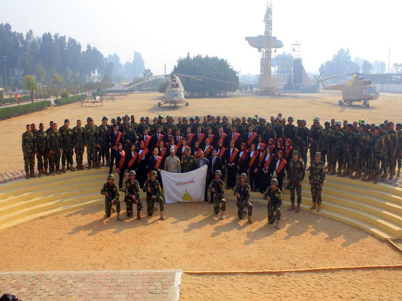 Ain Shams University students visit the Egyptian Airborne Corps in Anshas