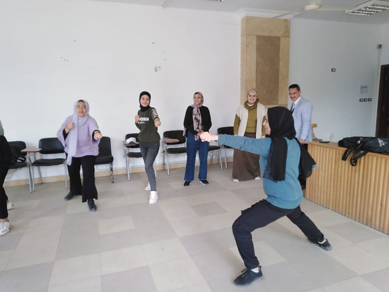 Self-defense...a workshop at the Faculty of Archeology