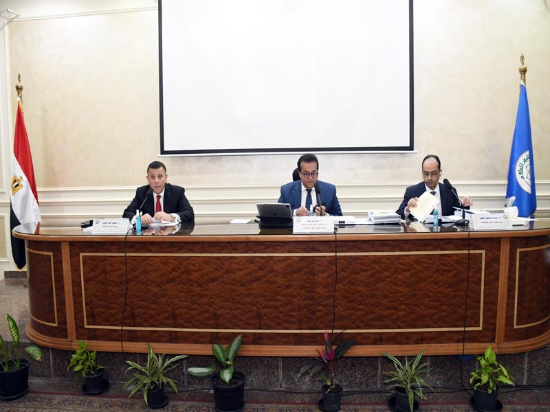 The Minister of Higher Education chairs the meeting of the Supreme Council of Universities at Ain Shams University