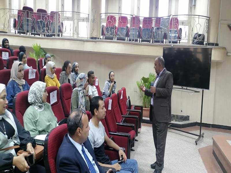 Climate change, the carbon footprint and the university’s efforts to go green...A symposium at the Faculty of Agriculture, Ain Shams University ‎