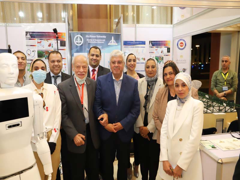 The Minister of Higher Education and Scientific Research inspects the pavilion of Ain Shams University in the Forum of Activities and Events of Egyptian Universities to Confront Climate Change