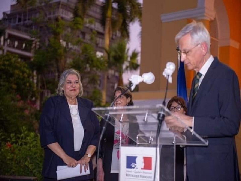 The French ambassador awards an assistant professor at the Faculty of Al-Alsun with Knight Academic Medal