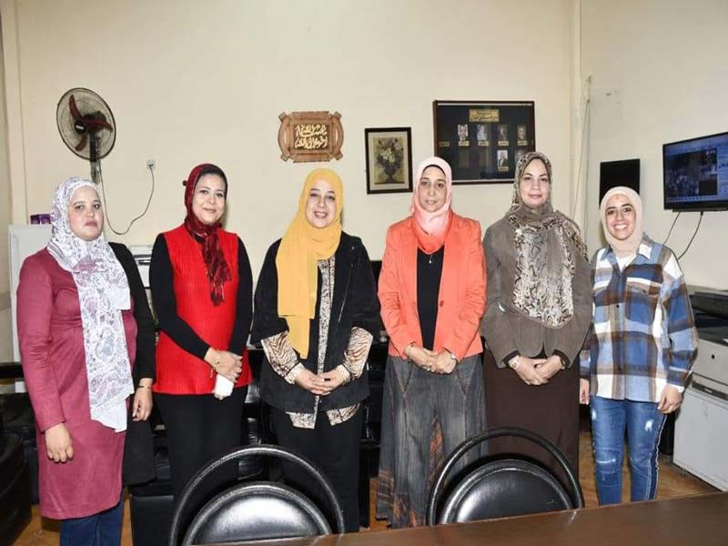 The visit of the Faculty of Girls to the Children's Hospital in Demerdash