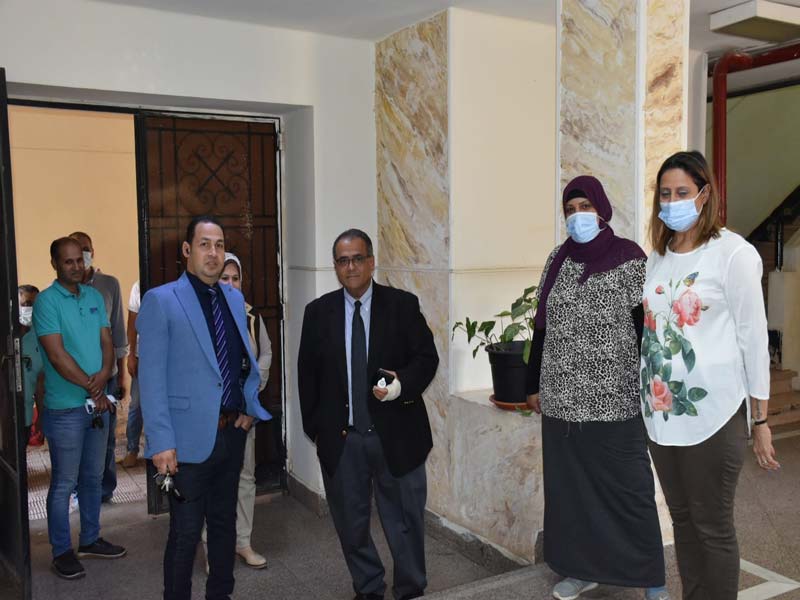 A surprise visit by the Vice President of Ain Shams University to the University City for female students