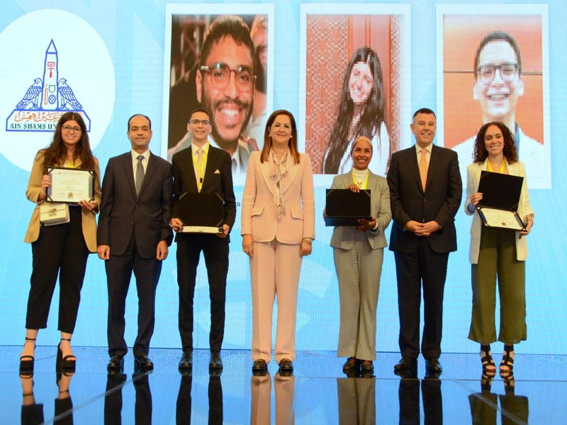 The Minister of Planning, Secretary of the Supreme Council of Universities, representing the Minister of Higher Education, honored the Ain Shams University team that won third place at the level of policy papers participating in the Youth for Development initiative...