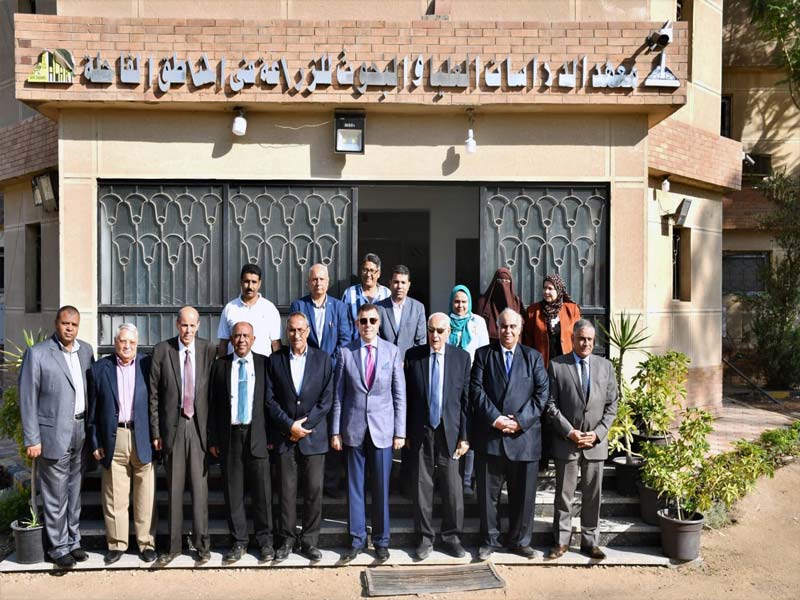 The President of Ain Shams University visits the Faculty of Agriculture and the Agricultural Research Institute