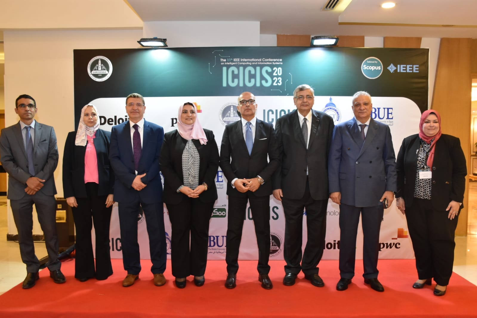 رئيس جامعة عين شمس يفتتح المؤتمر الدولي الحادي عشر لكلية الحاسبات والمعلومات
