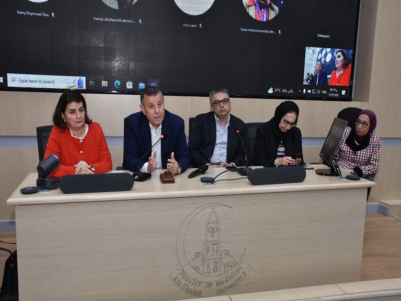 عبر الإنترنت.. مناقشة وضع برنامج فرنسي للدراسة بكلية الطب جامعة عين شمس