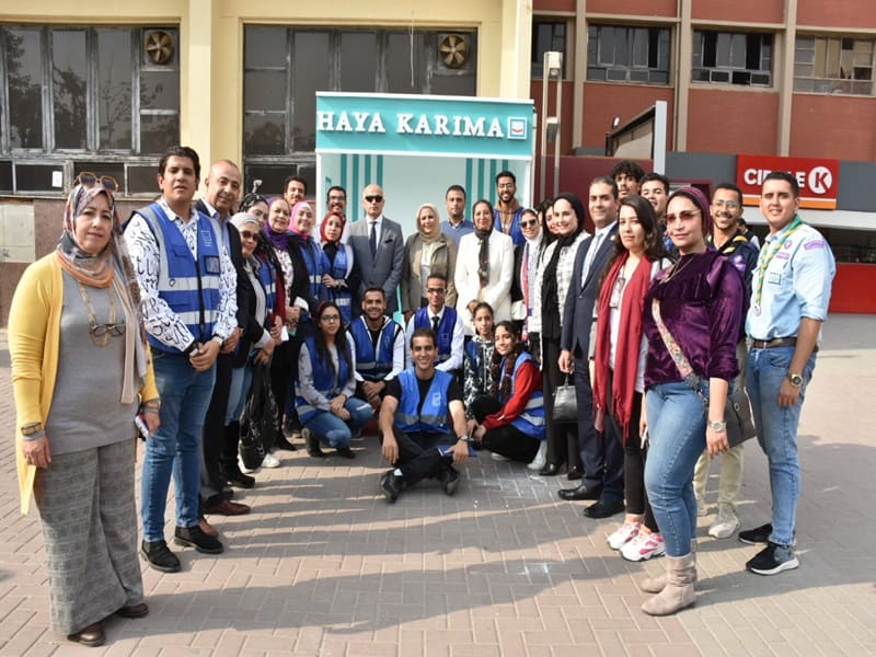 The President of Ain Shams University receives a delegation from Hayah Karima Foundation