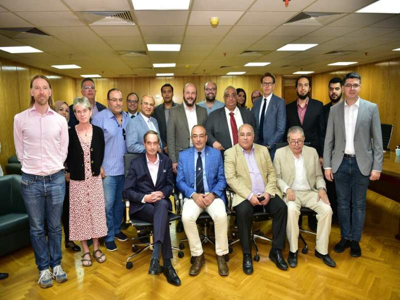 The closing visit of the English medical delegation from the Royal Brampton and Harvard Hospitals to the Heart Diseases and Surgery Hospital at Ain Shams University